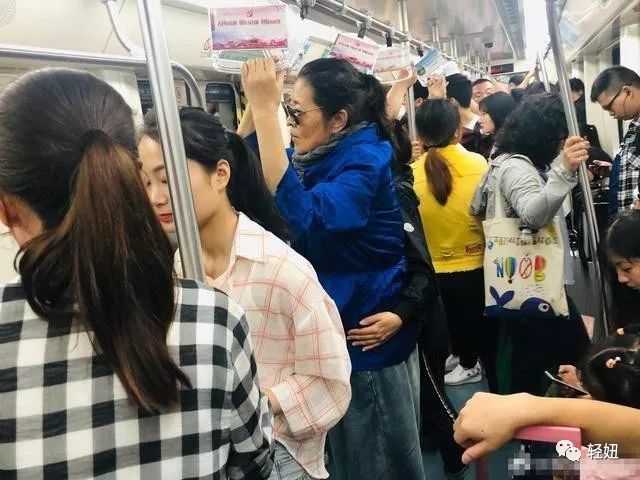 60岁倪萍坦言整容，用6个月减肥20斤，4个方法缺一不可！（倪萍咋瘦下来的）
