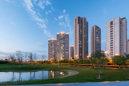 全国最宜居城市，这四个城市上榜，但房价就是涨不动（全国最宜居的十个城市排名榜）