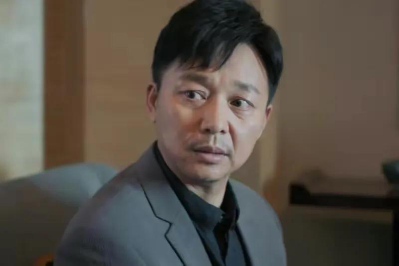 连追13集《熟年》，发现了三个隐藏极深的秘密，背后的真相太扎心-熟稔怎么读拼音怎么写