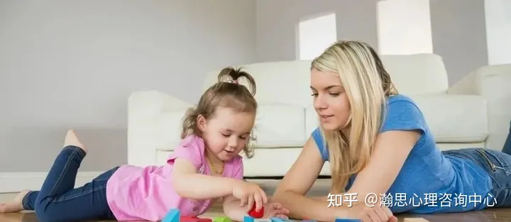 11月18日， 唐艺 · 动力性游戏治疗 | 地面系列沙龙（唐艺和花姐能比吗）