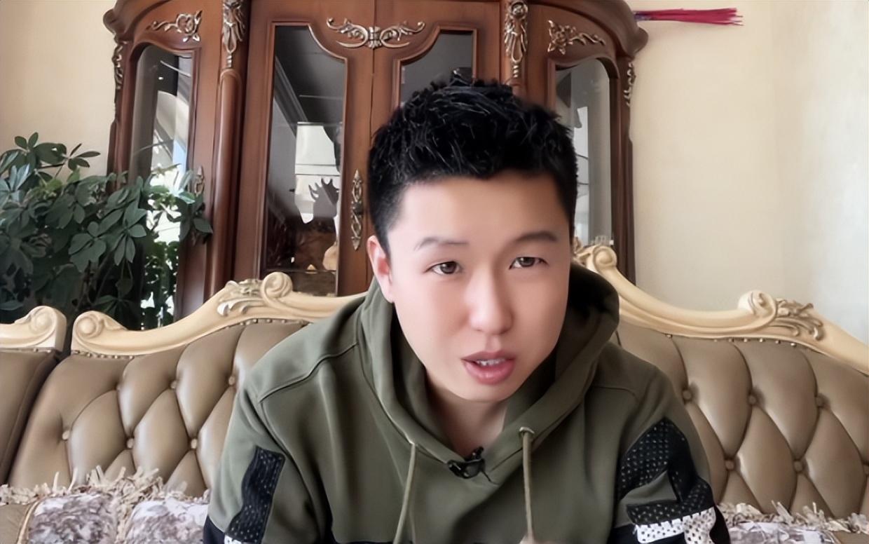 “张雷事件”知情人发声：轮胎脱圈导致失控，侥幸心理不用降速伞-x11 张雷