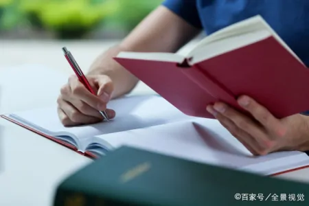 丁真走红后签国企月薪三千五，丁妈妈回应朴实，职业选择该看什么-丁真 入职国企