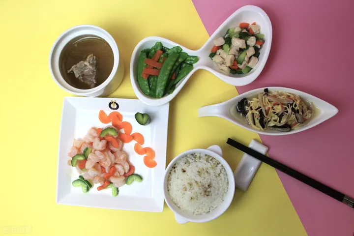 月子食谱：月子饭30天食谱（建议收藏）（月子餐30天食谱及做法月子餐1.2万阅读）