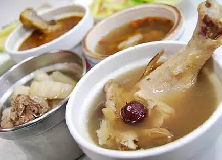 最新30天月子餐完整食谱，月嫂必备！（30天月子餐食谱培训）