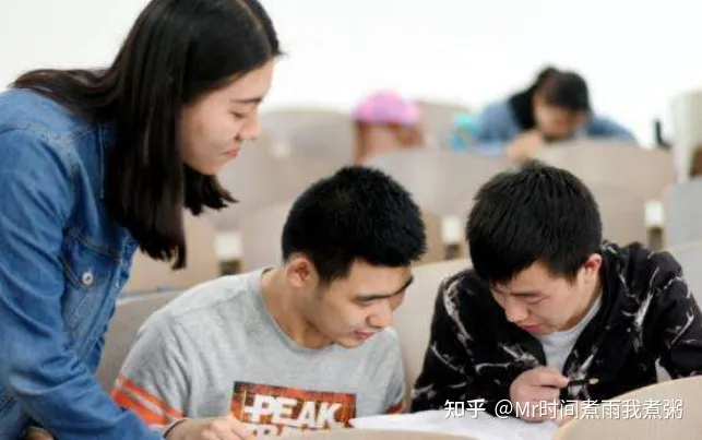 学生补脑保健品排行榜前十名：学生增强记忆力吃什么？看专家怎么说~（学生用什么健脑保健品好）