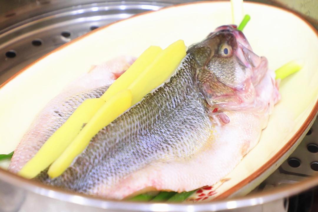 高考将近,建议家长:多给孩子吃这5种"补脑菜"，强过天天吃保健品（高考孩子吃啥补脑子?）
