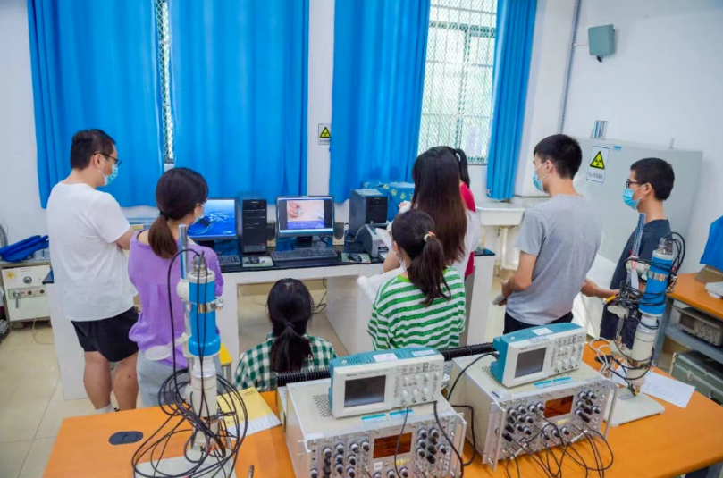 最新！2023中国师范类大学排名发布，华中师范大学雄踞全国第3名！（华中师范大学在全国大学排名多少位）