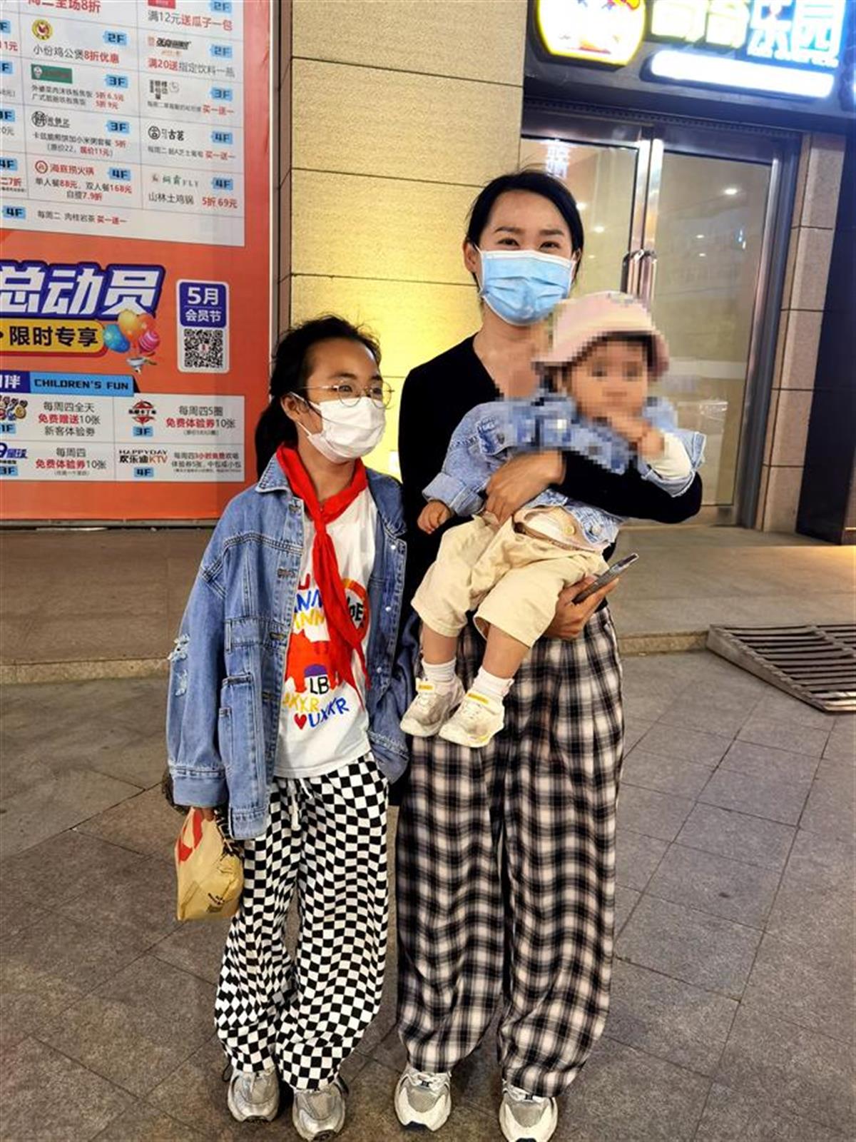 二孩妈妈母亲节拾“机”不昧，女儿想把好事写进作文-母亲节二胎妈妈文案