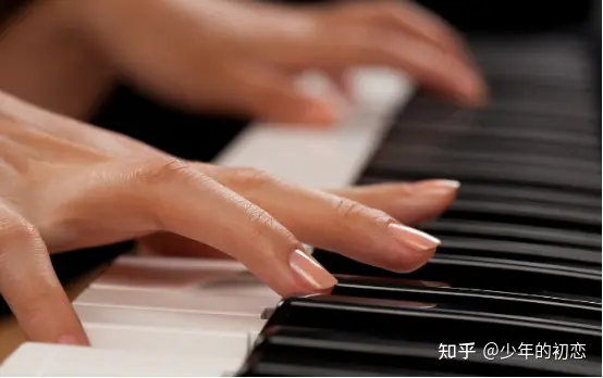 新手必读｜如何学习钢琴指法（初学钢琴指法视频大全）