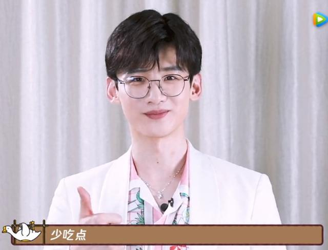 白敬亭自曝减肥经验，只用了一个方法，一周瘦20斤，网友：做不到-白敬亭减肥方法谁试过