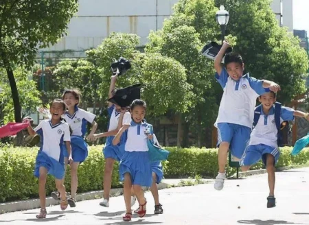 放假通知！2023各地中小学暑假时间公布，家长们终于满意了（2021年中小学放暑假通知最新）