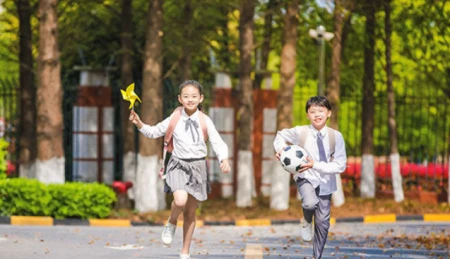 放假通知！2023各地中小学暑假时间公布，家长们终于满意了（2021年中小学放暑假通知最新）