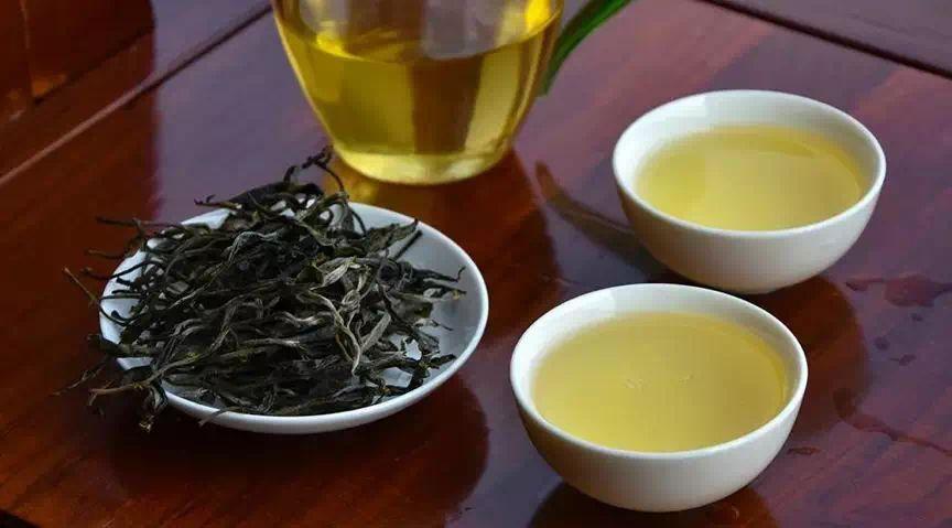 一分钟看懂普洱生茶和熟茶的区别（6.普洱茶生茶与熟茶的区别是什么?）