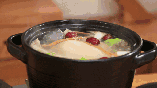 【孕妈30天饮食】剖宫产妈妈产后第1天月子餐食谱及做法推荐-剖腹产月子食谱30天的安排表