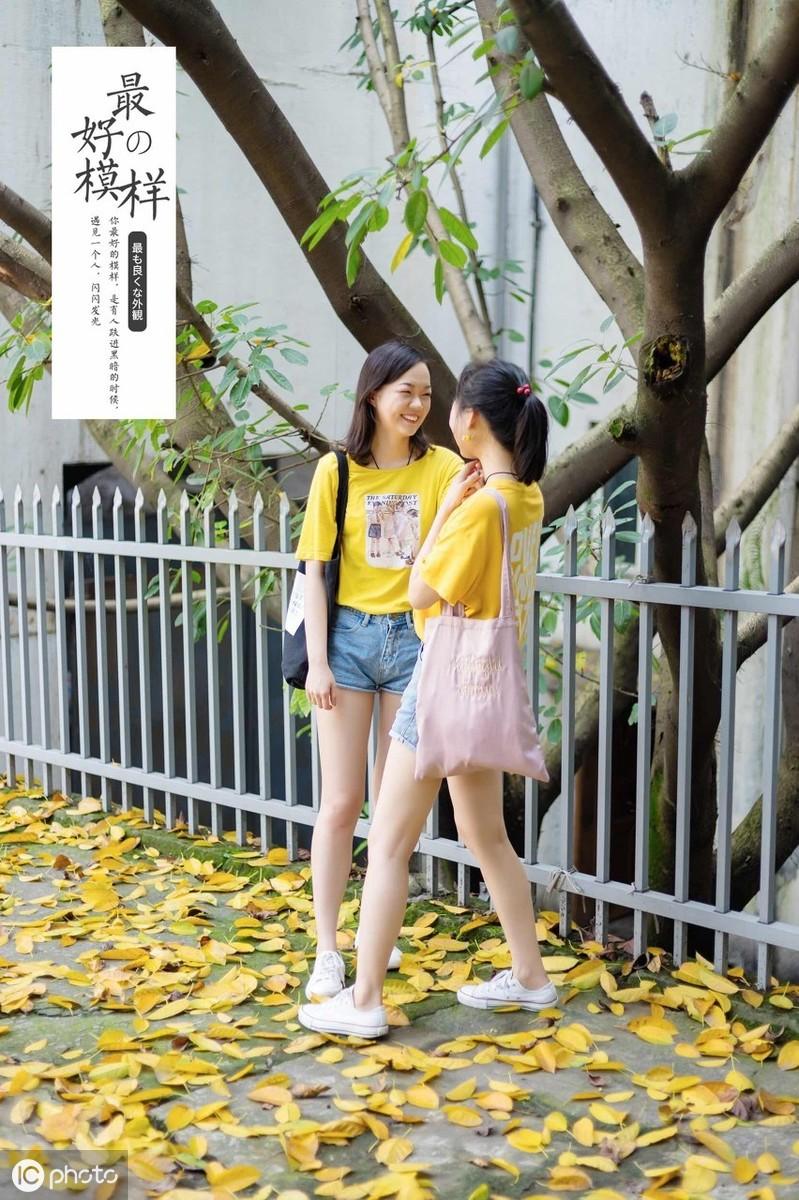 看了ins上10000+人像摄影，我帮你精选了这些闺蜜照，快来抱走-闺蜜照图片4人