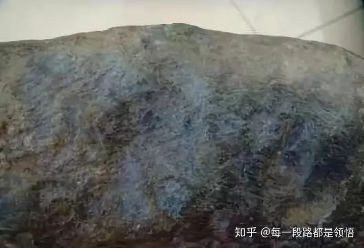翡翠原石的特征，性质，怎样分辨原石出自哪些场口-翡翠原石怎么鉴别真假视频