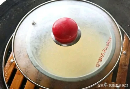 酸奶蒸糕的家常做法，营养美味，入口即成（酸奶蒸蛋糕怎么蒸）
