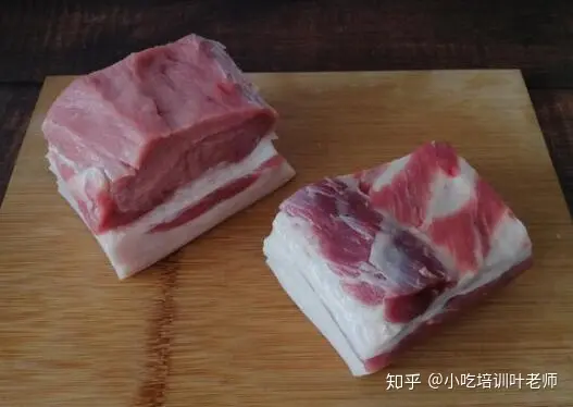 做了30年大厨的爷爷教扣肉做法，简单三步，扣肉肥而不腻越吃越香（扣肉的做法 最正宗的做法视频）
