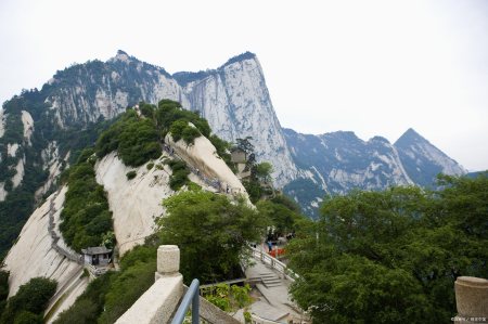 华山经典旅游线路之西上西下攻略-华山值得去的景点