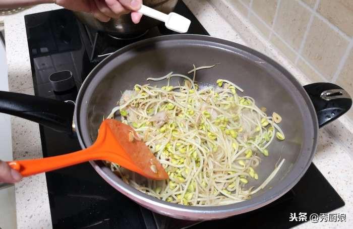 豆芽菜这样炒，真叫一个香，我家隔三差五就做，简单营养又美味（豆芽菜的炒法步骤图）