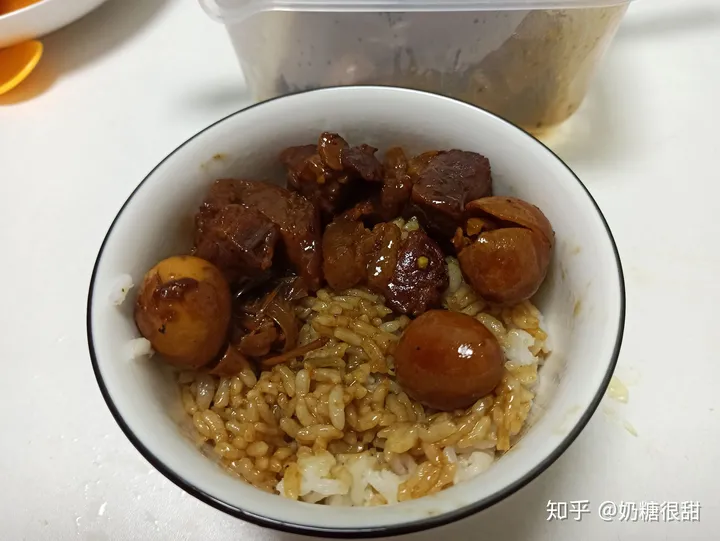 自己租房子做饭便宜还是出去吃便宜？-租房自己做饭还是买饭