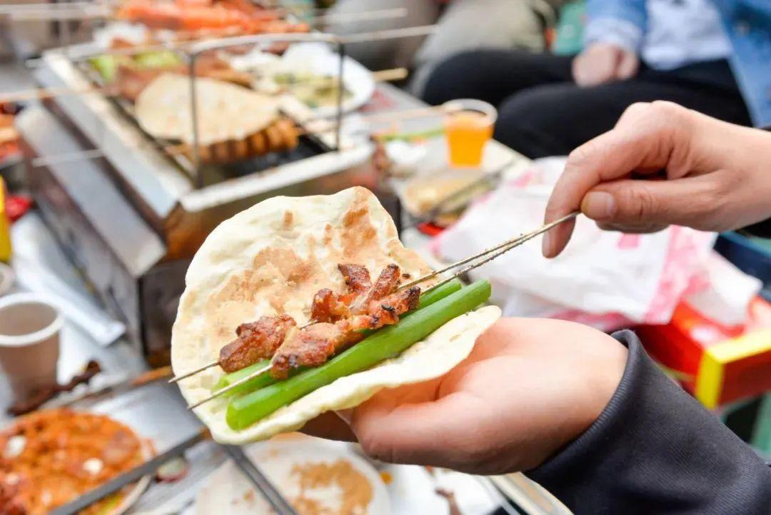 淄博烧烤开始“凉”了吗？-淄博烧烤营业时间