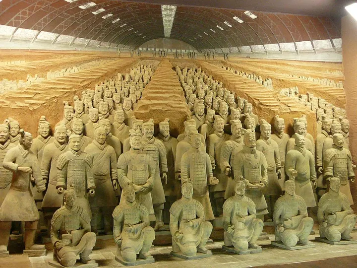 秦始皇败得最惨的一战，史记暗示有隐情（秦始皇战败）