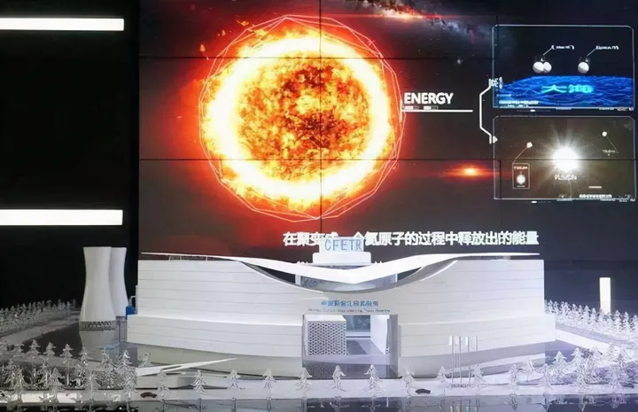 合肥“人造太阳”7000万℃运行超千秒创新纪录，更大的一台建造中（合肥的人造太阳能参观么）