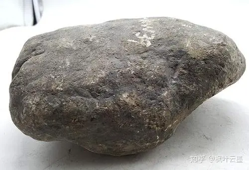 4招教你怎么鉴定翡翠原石！！！-如何鉴别翡翠原石真假