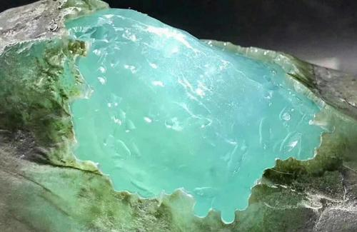 翡翠原石怎么辨别真假-翡翠原石怎么鉴别真伪图片视频大全集教程