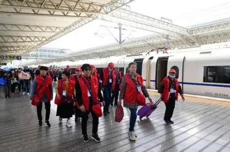 2023年长三角（江苏）首趟旅游专列“开进”温州瑞安-长三角旅游集散中心