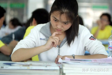 高中生吃什么提高记忆力？什么东西补脑提高记忆力呢-学霸补脑食物第一名