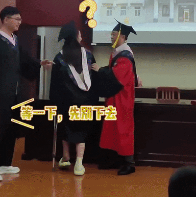 高校毕业典礼名场面：边吃席边毕业，“卧龙凤雏”爆火！（幼儿园毕业典礼食物图片）