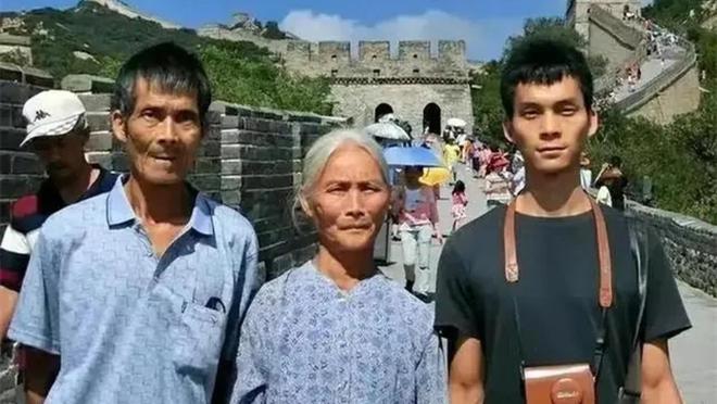 "高考钉子户"唐尚珺！复读14年只为上清华，35岁的他成功上岸？-唐尚珺的高考成绩怎么样