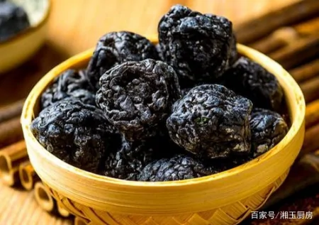 传统的洛神酸梅汤与生俱来的是网红冷饮，并在舞台上配以麻辣火锅-酸梅汤中洛神花可以用什么代替
