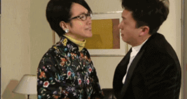 知名演员30秒被扇21个耳光隔屏幕都感到疼，国内却太把明星当回事-演员扇巴掌
