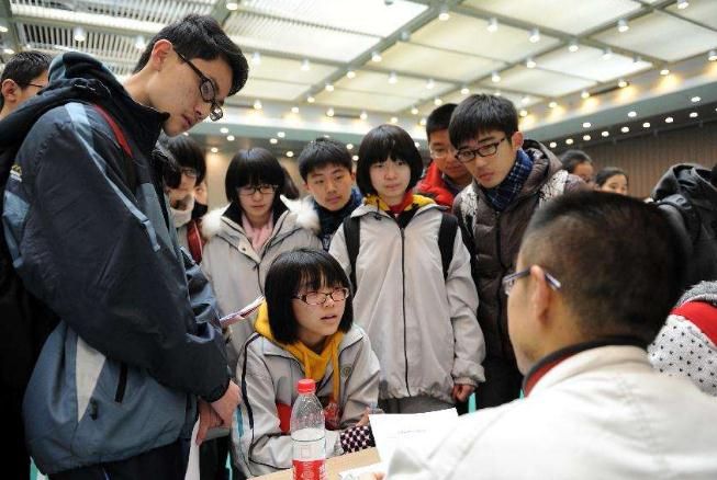 重点高中普通生和普通高中重点生有什么区别？下面三点说出分析-重点高中跟普通高中有什么区别