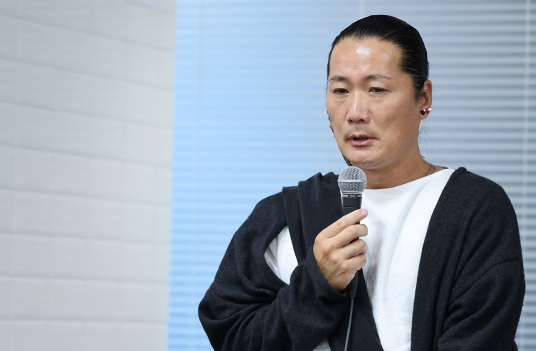 广末凉子丈夫就“出轨事件”公开道歉！泪眼力挺妻子好母亲好女人（广末凉子性格是怎样）