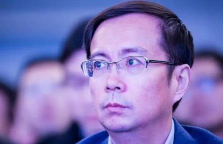 张勇卸任马云回归，召开非公开会议，阿里“回归淘宝”，什么信号（张勇和阿里巴巴）