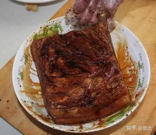 扣肉的做法：一煮二炸三泡四蒸五扣，香气扑鼻，爽口而不腻人-扣肉做法最正宗的做法视频