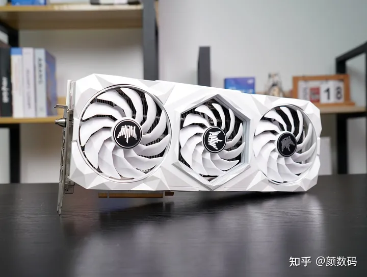 这才是真正的卡皇？影驰RTX 3090 Ti名人堂限量版显卡评测-影驰的显卡是丐版吗