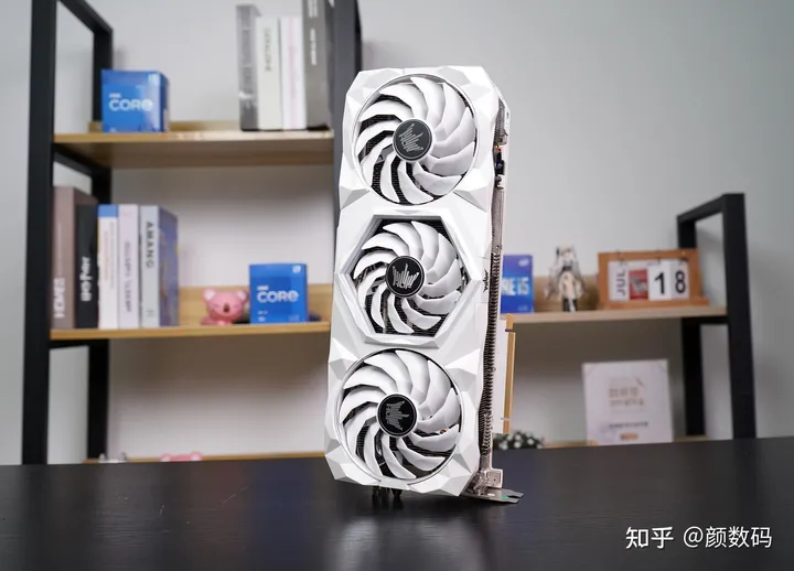 这才是真正的卡皇？影驰RTX 3090 Ti名人堂限量版显卡评测-影驰的显卡是丐版吗