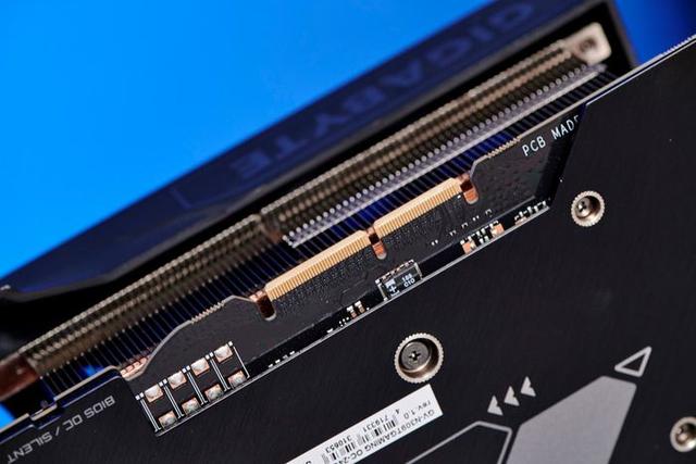 技嘉RTX3090Ti魔鹰OC：鹰击长空展现王者风范