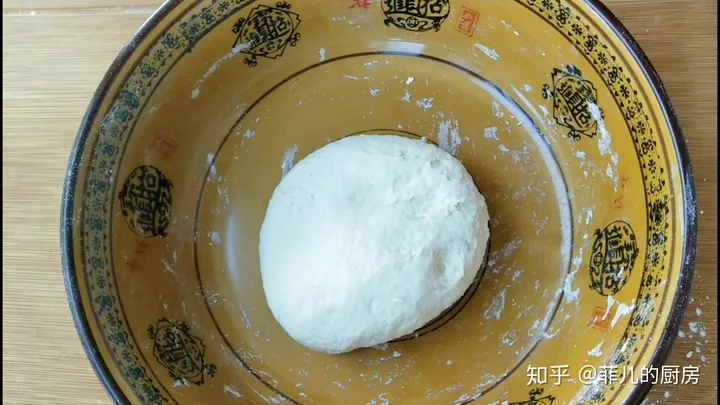 鸡蛋灌饼在家就能做，教你鼓大泡的诀窍，美味早餐轻松搞定-鸡蛋灌饼怎么做起泡大