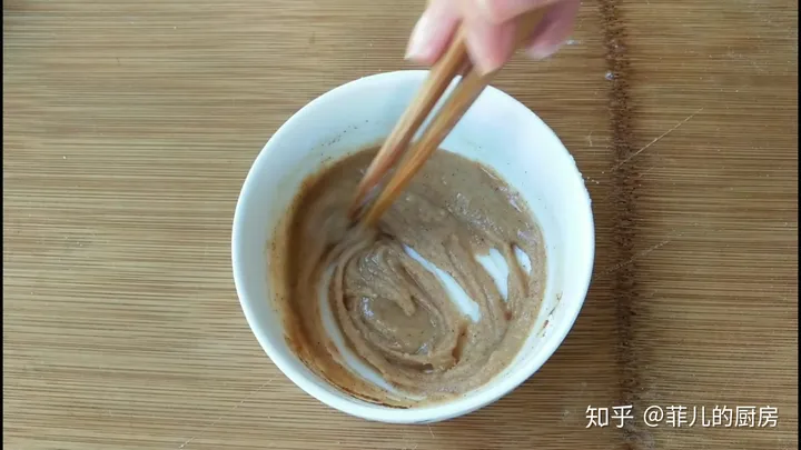 鸡蛋灌饼在家就能做，教你鼓大泡的诀窍，美味早餐轻松搞定-鸡蛋灌饼怎么做起泡大