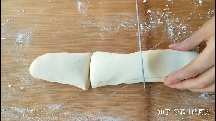 鸡蛋灌饼在家就能做，教你鼓大泡的诀窍，美味早餐轻松搞定-鸡蛋灌饼怎么做起泡大