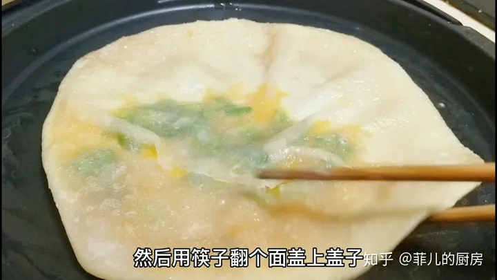 鸡蛋灌饼在家就能做，教你鼓大泡的诀窍，美味早餐轻松搞定-鸡蛋灌饼怎么做起泡大