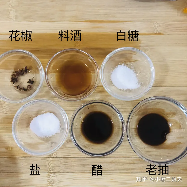 一块钱一大把的豆芽菜怎么吃？二姐夫教你两分钟做爆炒豆芽菜！-豆芽菜的炒法