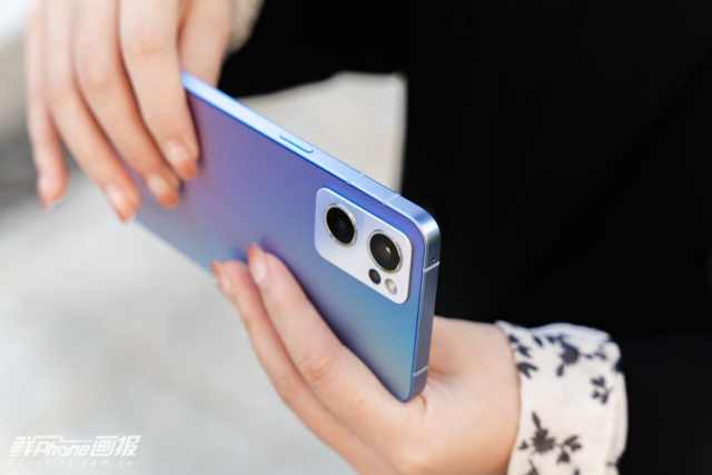 OPPO Reno7评测：拍出最美人像就是这么轻松-opporeno标准版拍照有防抖吗