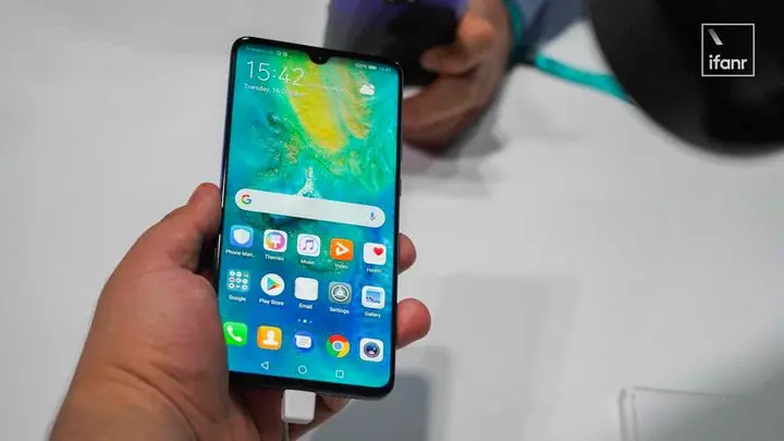 华为 Mate 20 系列上手评测：史上最贵华为旗舰，体验如何？-华为mate20价格?